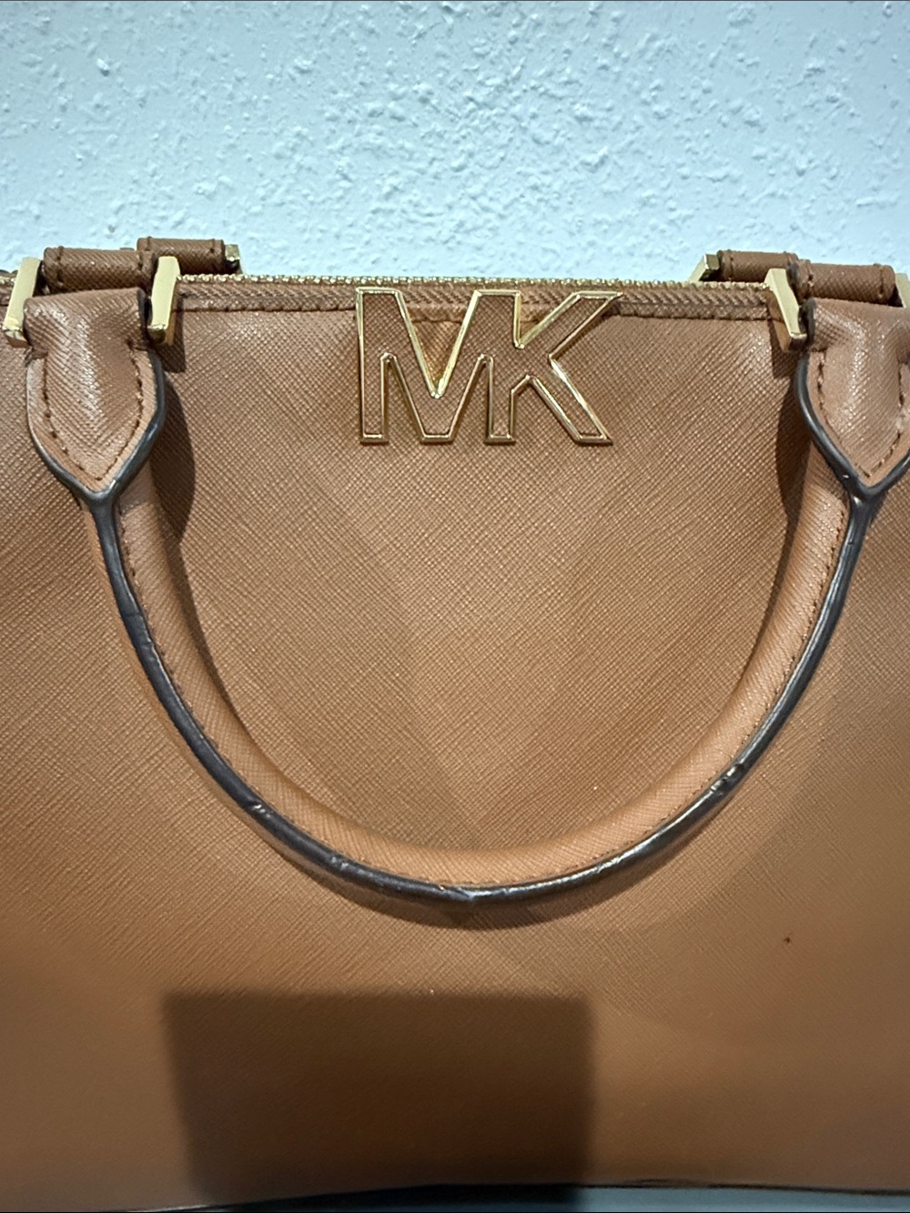 Michael Kors Tan and Beige Signature Satchel with Gold Hardware - Picture 2 of 7